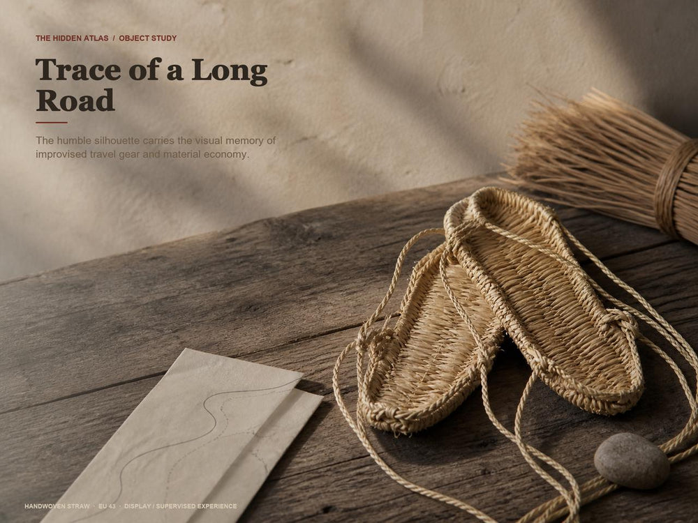 Red Army Style Handwoven Straw Display Sandals  Traditional Chinese Woven Folk Craft