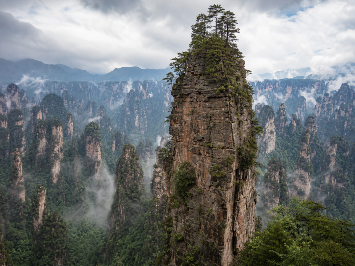 THE SACRED MOUNTAINS OF ZHANGJIAJIE
